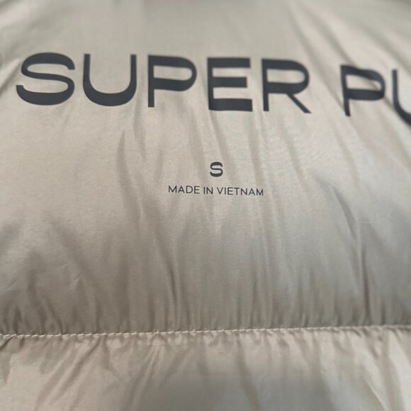 Aritzia The Super Puff Liquid Shine Puffer Jacket S Taupe | $325 Retail - Picture 5 of 10